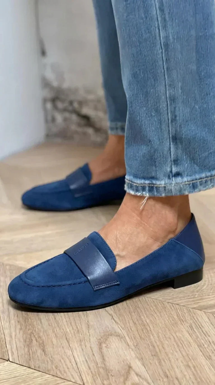 Elra | Mesh Panel Flats