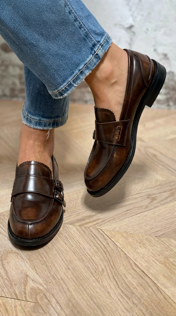 Maevie | Classic Brown Loafers