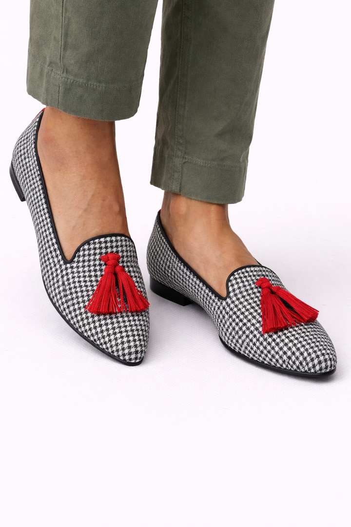 Sasha | Houndstooth Fringe Flats