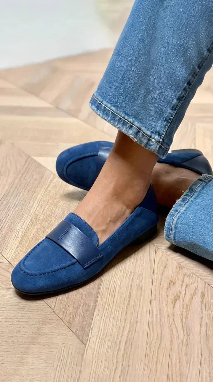 Elra | Mesh Panel Flats