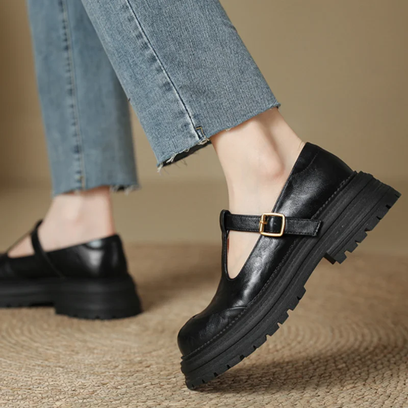 Lucinda | Vintage T-Bar Shoes
