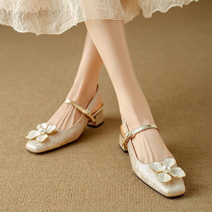 Miranda | Elegant Women's Shoes with Floral Detail