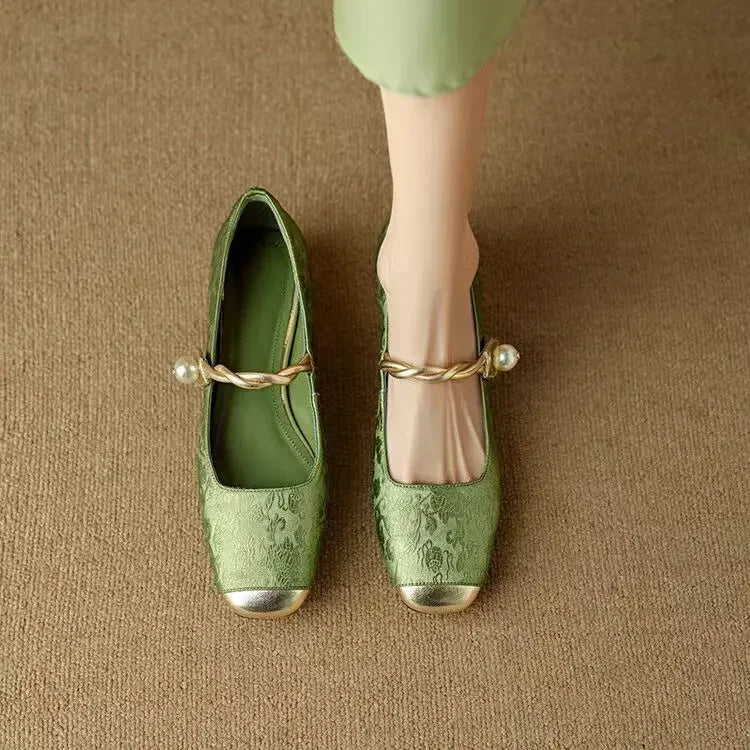 Winifred | Mary Jane Shoes with Pearl Strap
