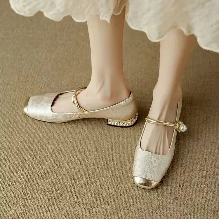 Winifred | Mary Jane Shoes with Pearl Strap